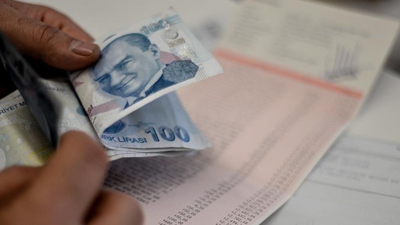 Emekli Bayram İkramiyesinde “İki Kademeli Zam” Sinyali!