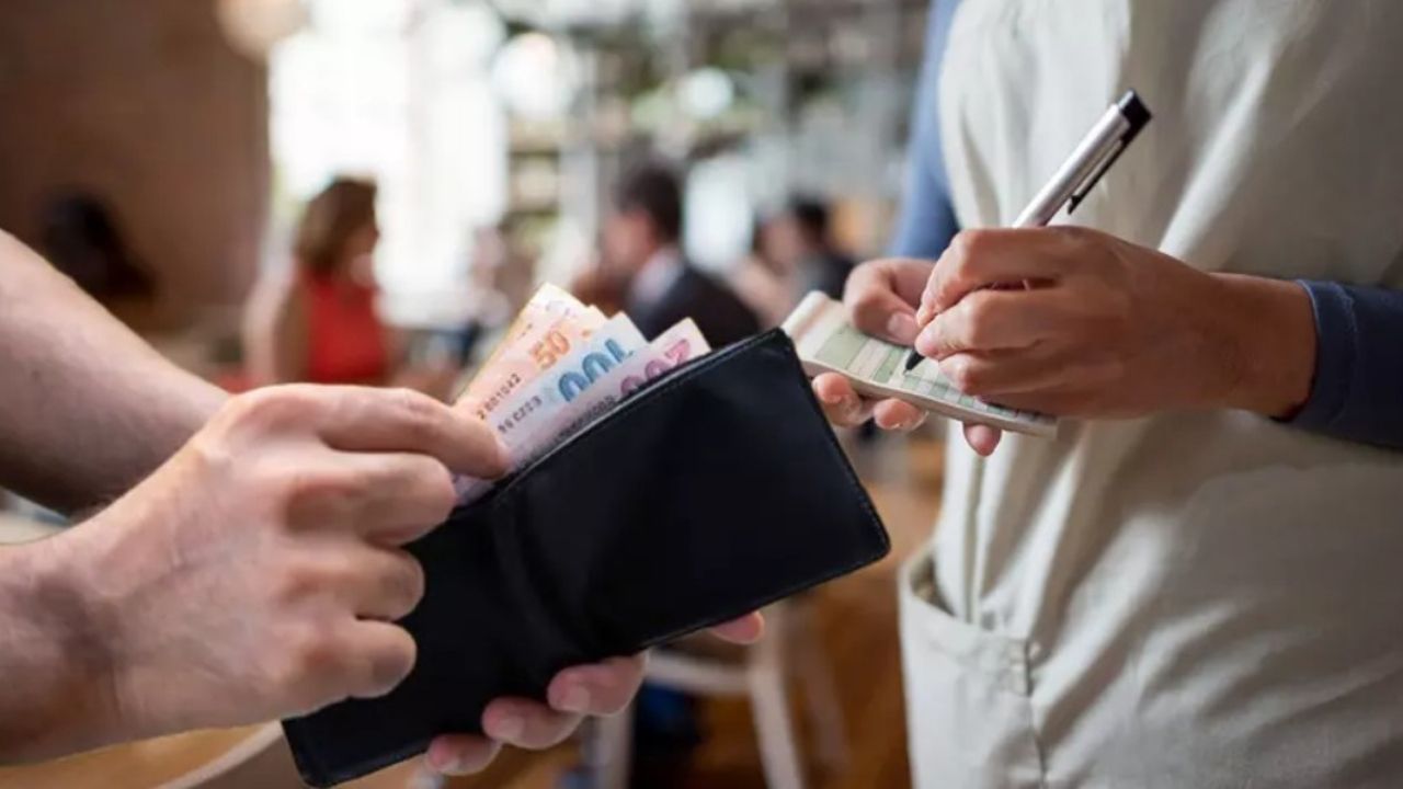 Sadece yediğinizi ödeyeceksiniz! Restoranlarda o ek ücretler tarih oldu